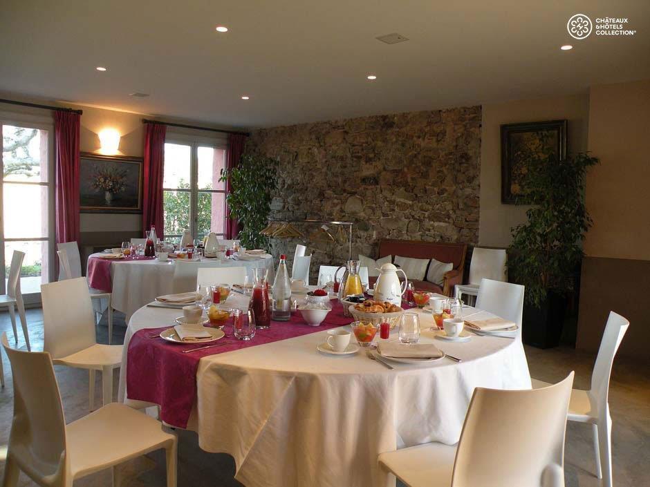 La Bastide Du Clos Des Roses - Teritoria Frejus Restoran gambar