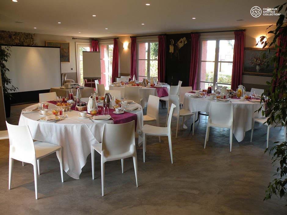 La Bastide Du Clos Des Roses - Teritoria Frejus Restoran gambar